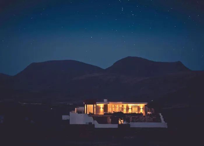 - Aire - Surf & Yoga דירה *