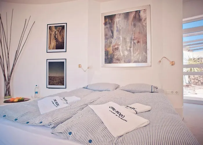 - Aire - Surf & Yoga