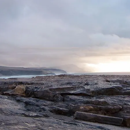 - Aire - Surf & Yoga La Pared (Las Palmas)